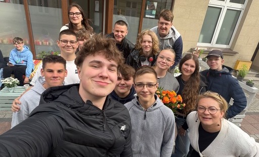 Dzień Młodzieży. Życzenia od Młodzieżowej Rady Miasta Czarnków.